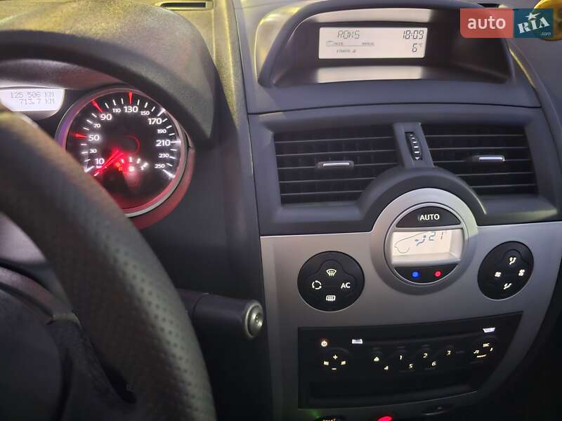 Седан Renault Megane 2009 в Кропивницком