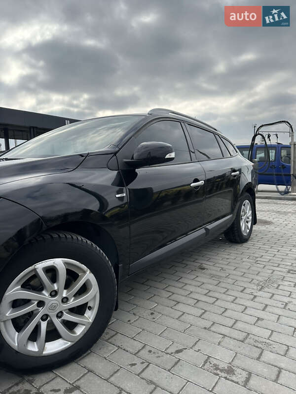Универсал Renault Megane 2011 в Золочеве фото 3 Универсал Renault Megane 2011 в Золочеве