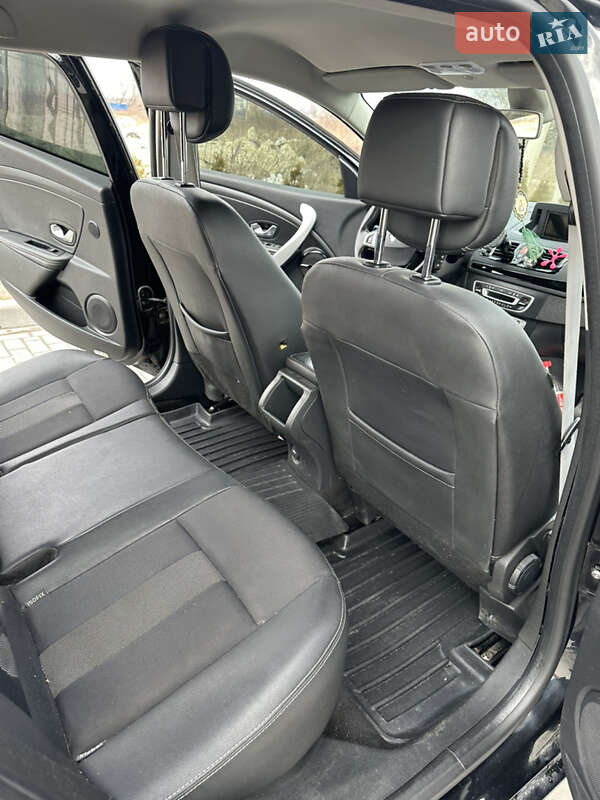 Универсал Renault Megane 2011 в Золочеве фото 19 Универсал Renault Megane 2011 в Золочеве
