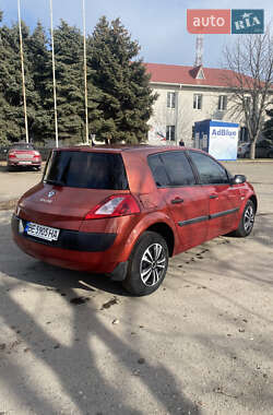 Хэтчбек Renault Megane 2004 в 