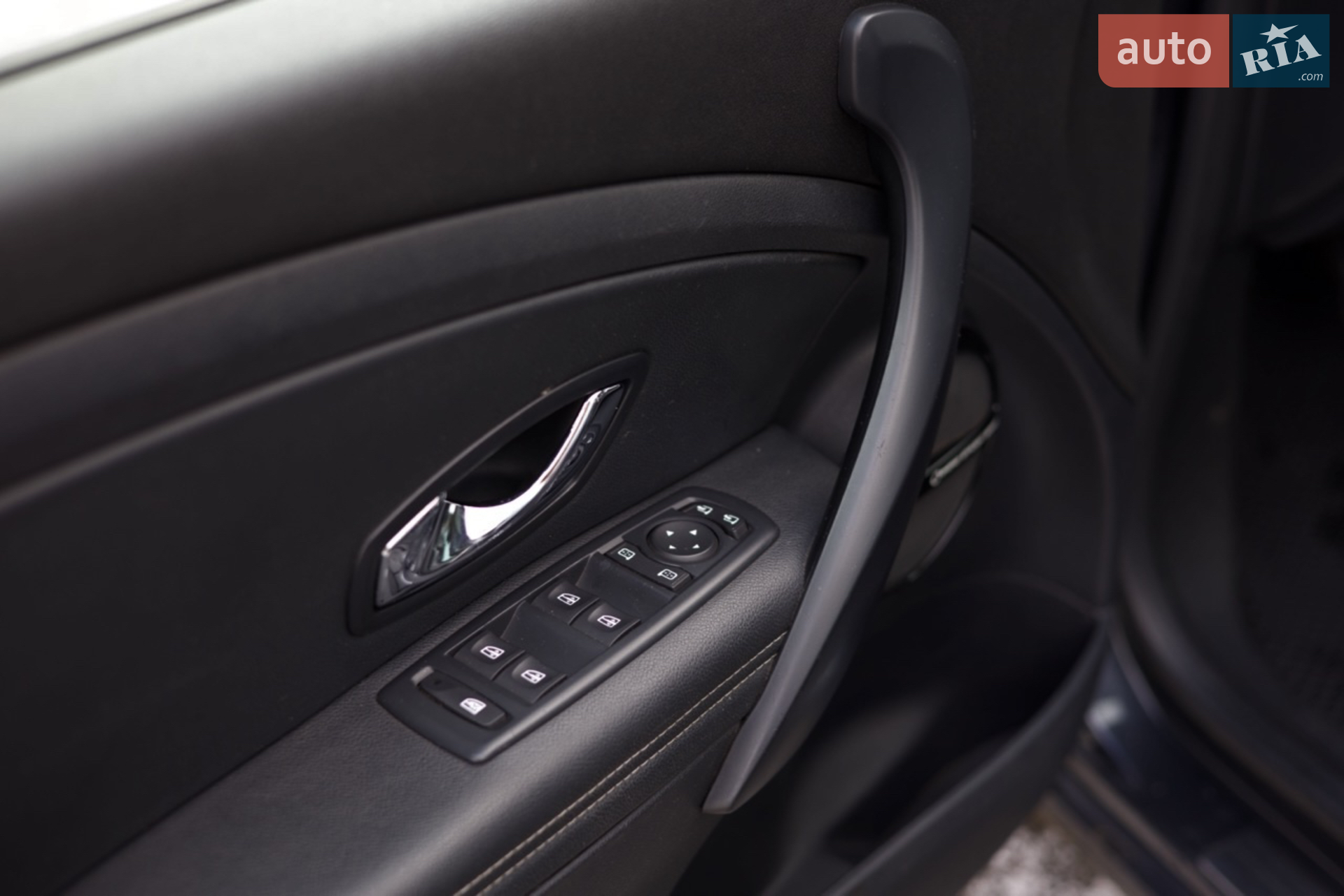 2013 Renault Megane - мініатюра 28