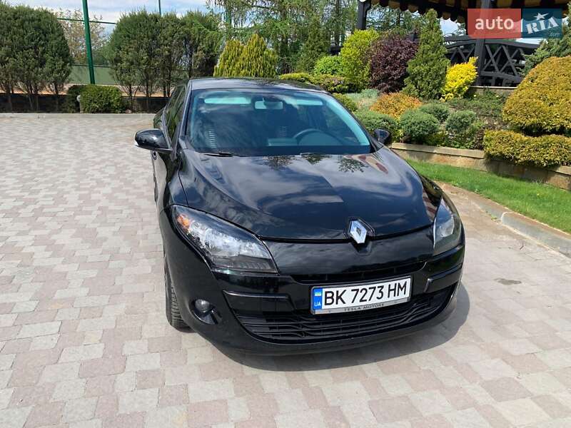 Универсал Renault Megane 2011 в Сарнах