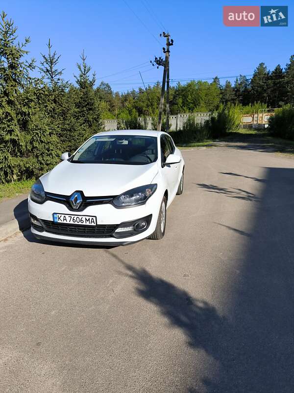 Хэтчбек Renault Megane 2015 в Киеве