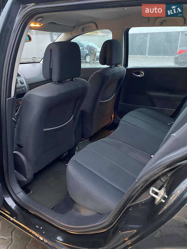 Універсал Renault Megane 2004 в Луцьку фото 11 Універсал Renault Megane 2004 в Луцьку
