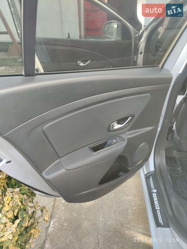 Универсал Renault Megane 2010 в Луцке фото 15 Универсал Renault Megane 2010 в Луцке