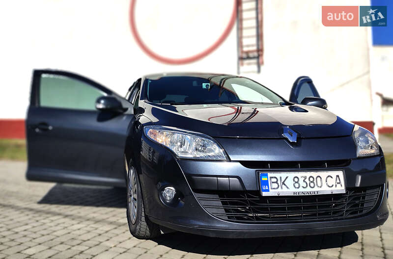 Хэтчбек Renault Megane 2012 в Дубно