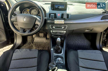 Хетчбек Renault Megane 2012 в 