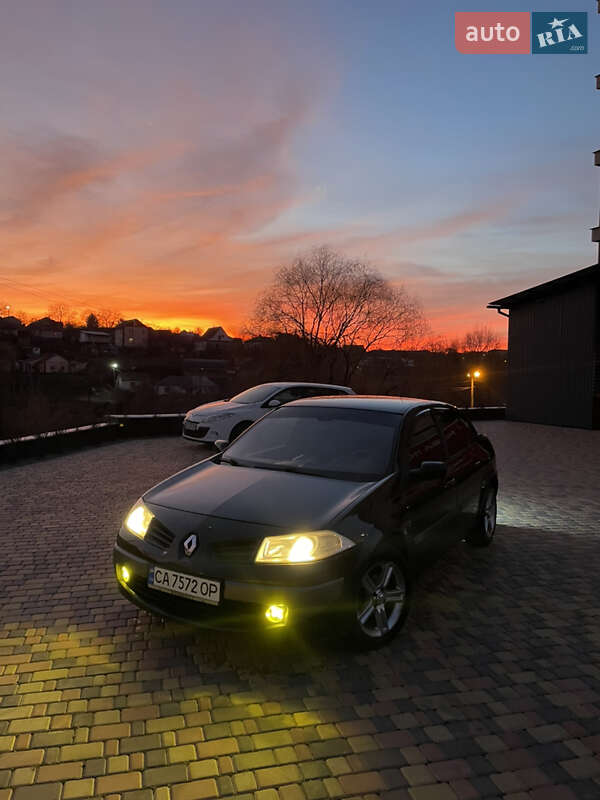 Седан Renault Megane 2006 в Умани фото 3 Седан Renault Megane 2006 в Умани