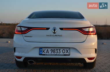 Седан Renault Megane 2019 в 