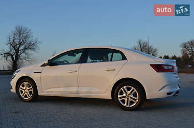 Седан Renault Megane 2019 в 
