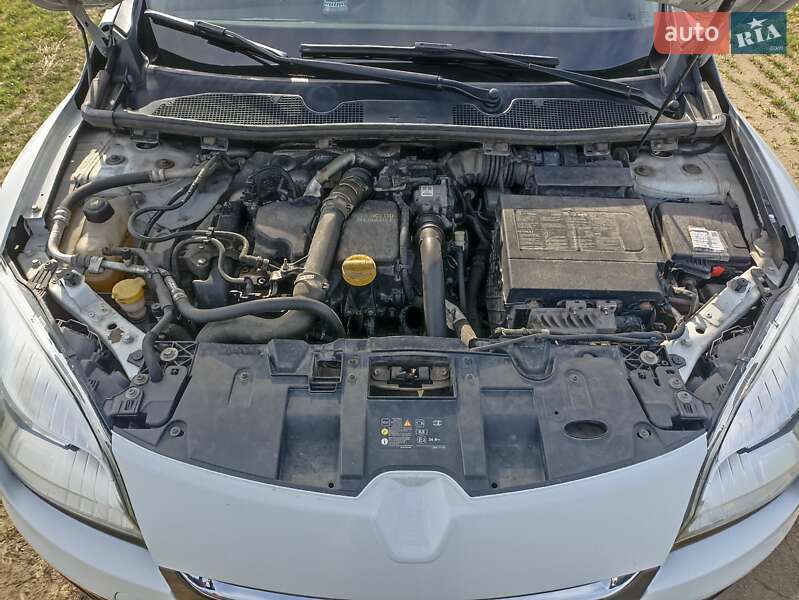 Универсал Renault Megane 2013 в Коростене