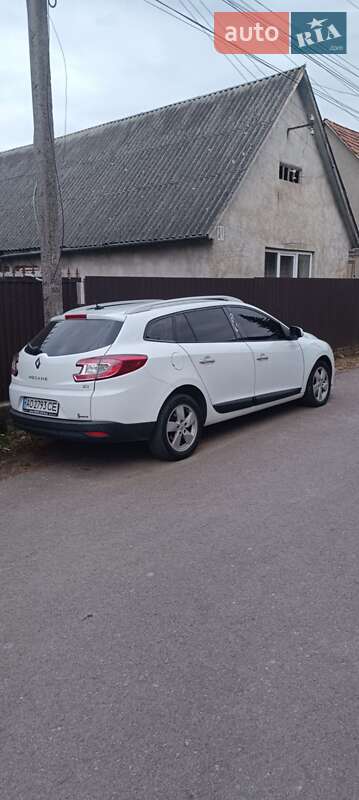 Универсал Renault Megane 2011 в Хусте