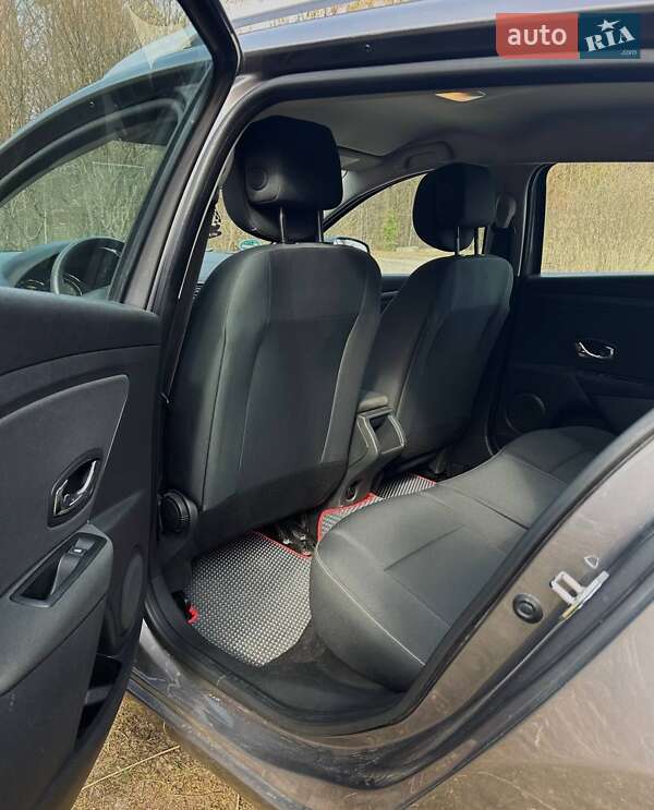 Универсал Renault Megane 2012 в Радомышле