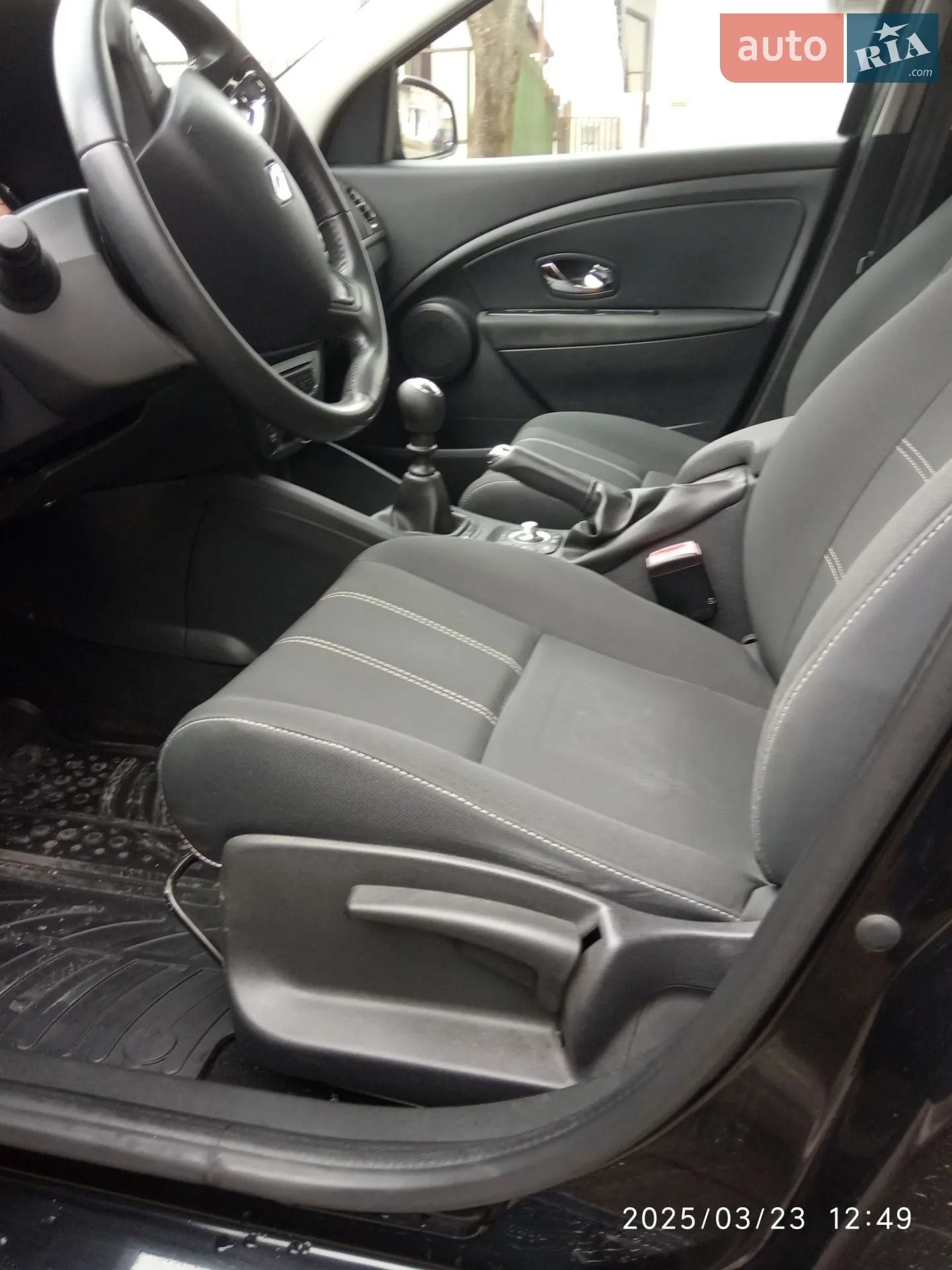 2013 Renault Megane - мініатюра 17