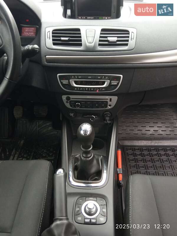 Универсал Renault Megane 2013 в Бориславе