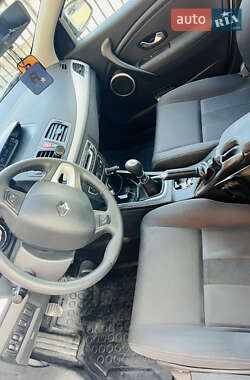 Универсал Renault Megane 2011 в 