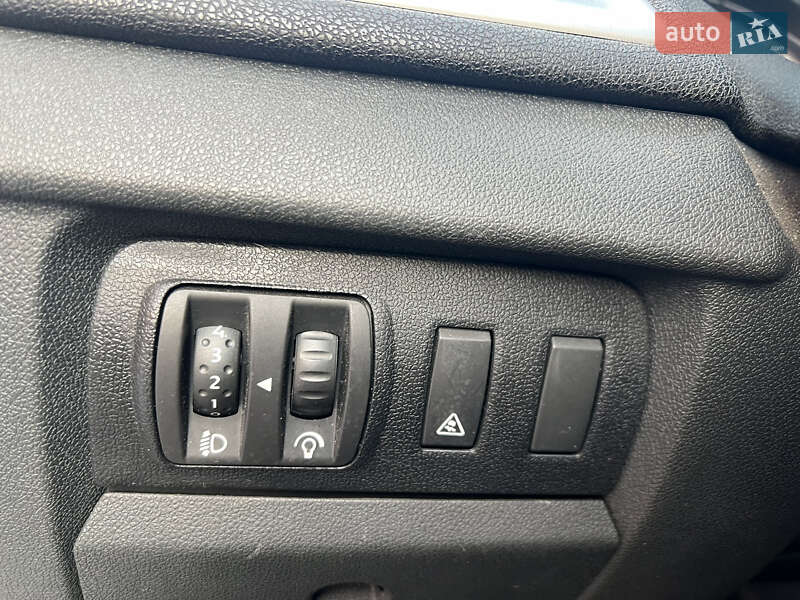 Універсал Renault Megane 2011 в Рівному фото 11 Універсал Renault Megane 2011 в Рівному