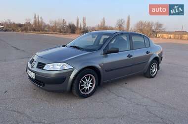 Седан Renault Megane 2004 в 