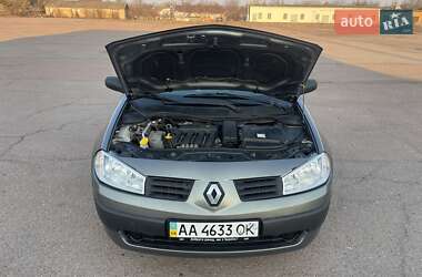 Седан Renault Megane 2004 в 