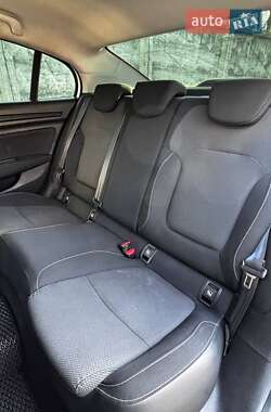 Седан Renault Megane 2018 в 