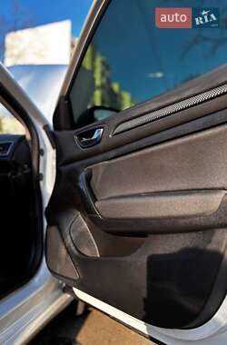 Седан Renault Megane 2018 в 