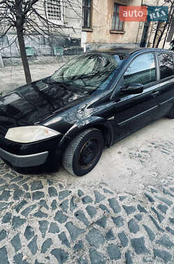 Хетчбек Renault Megane 2004 в 