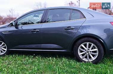 Седан Renault Megane 2019 в 