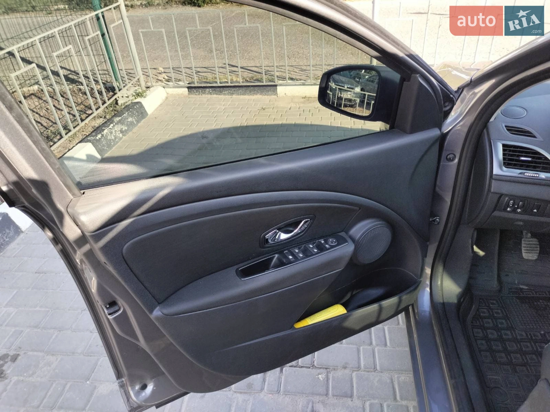 2013 Renault Megane - мініатюра 8