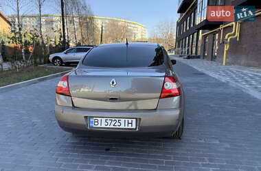 Седан Renault Megane 2005 в 