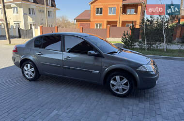 Седан Renault Megane 2005 в 