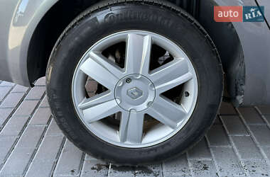 Седан Renault Megane 2005 в 