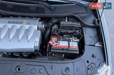 Седан Renault Megane 2005 в 