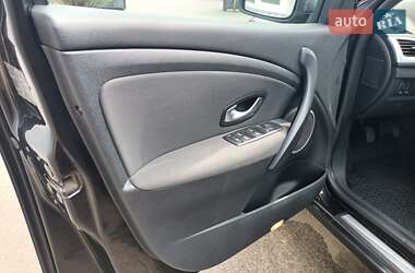Хэтчбек Renault Megane 2009 в 