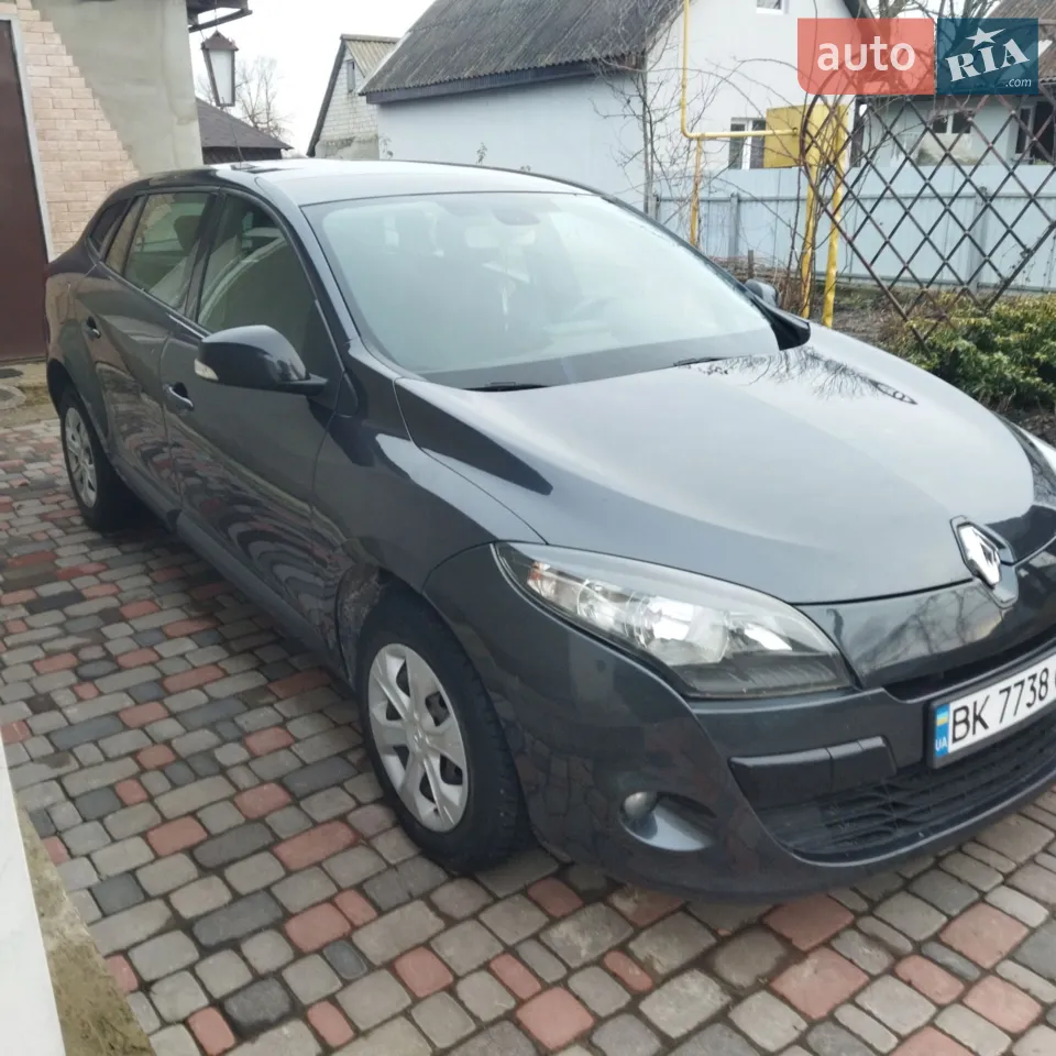 2011 Renault Megane - мініатюра 11
