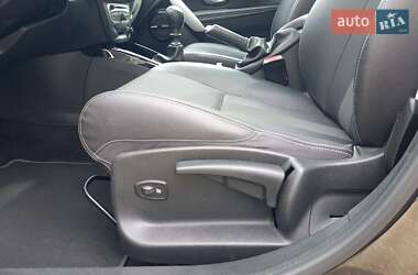Хэтчбек Renault Megane 2011 в 