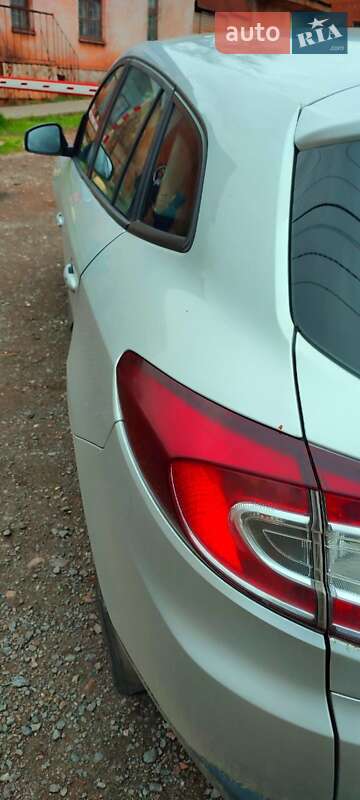 Универсал Renault Megane 2010 в Кривом Роге фото 9 Универсал Renault Megane 2010 в Кривом Роге