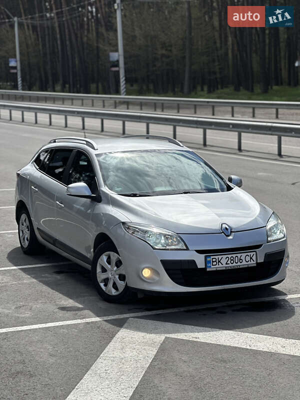 Универсал Renault Megane 2010 в 