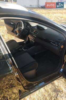 Универсал Renault Megane 2011 в 