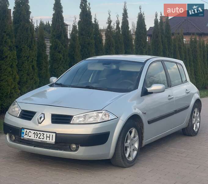 Хетчбек Renault Megane 2003 в 