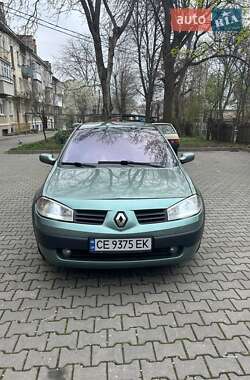 Хэтчбек Renault Megane 2003 в 