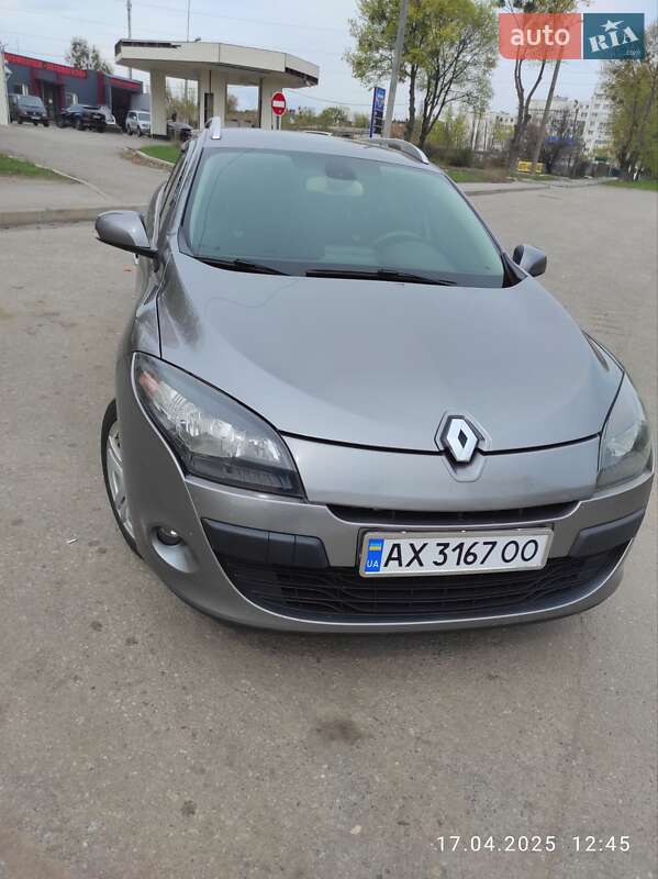 Универсал Renault Megane 2011 в 