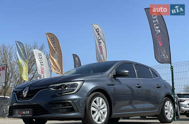 Хэтчбек Renault Megane 2021 в 