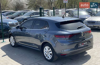 Хэтчбек Renault Megane 2021 в 