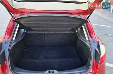 Хэтчбек Renault Megane 2010 в 