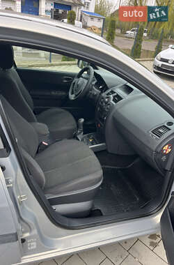 Седан Renault Megane 2003 в 