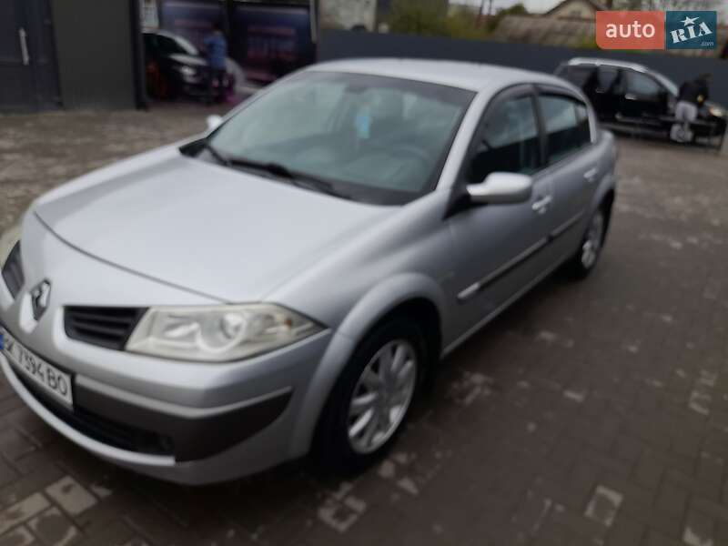 Седан Renault Megane 2006 в Остроге