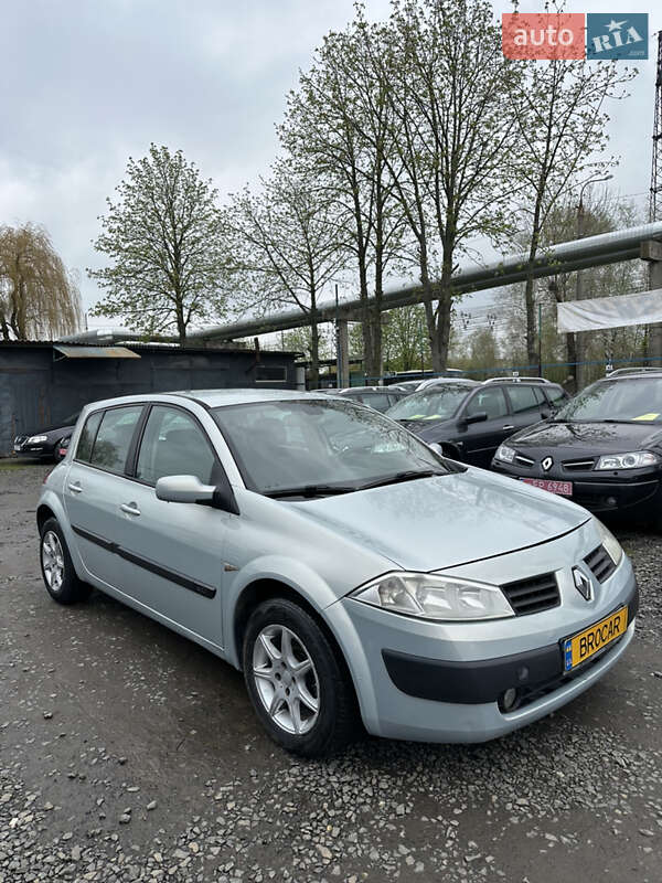 Хетчбек Renault Megane 2003 в 