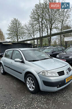 Хетчбек Renault Megane 2003 в 