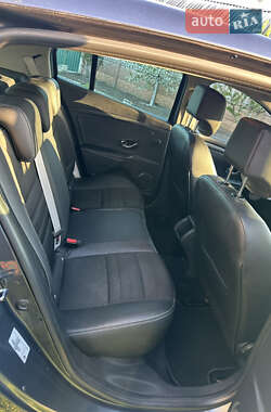 Хэтчбек Renault Megane 2015 в 