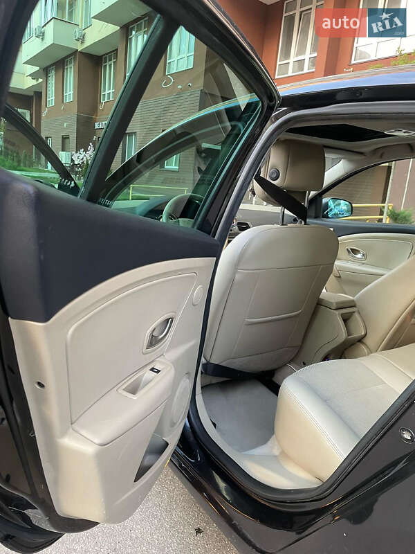 Хэтчбек Renault Megane 2010 в Киеве фото 18 Хэтчбек Renault Megane 2010 в Киеве